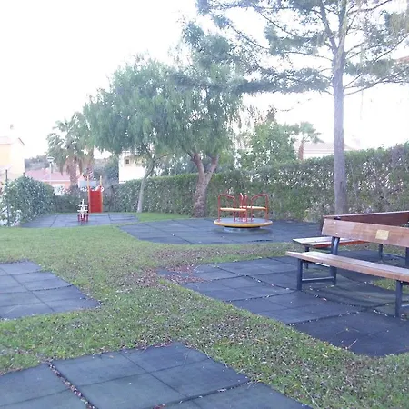 Holiday Oasis Parque פורטימאו