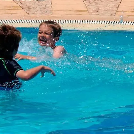 Holiday Oasis Parque פורטימאו